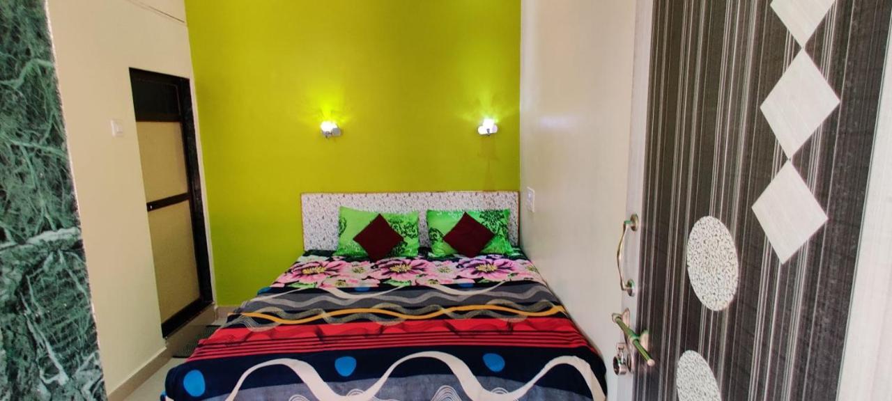 New Alpha House Matheran Hotell Eksteriør bilde